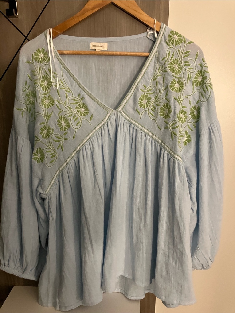 Light Blue Embroidered Top with Balloon Sleeves X/XL Green Flowers Boho